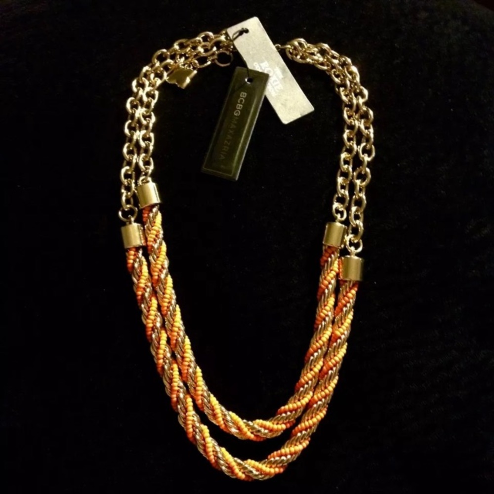 BCBG NECKLACE CHAIN STACK LAYER GOLD CORAL BEADED